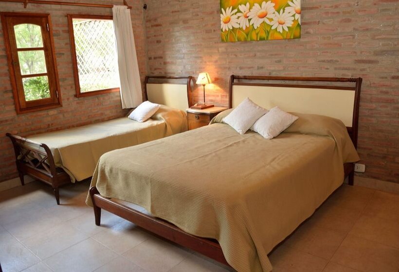 호텔 De Campo Granja El Aromo