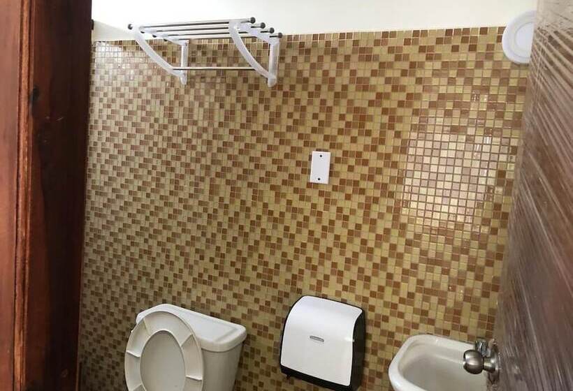 בית מלון כפרי D&m Rofaledo Suites