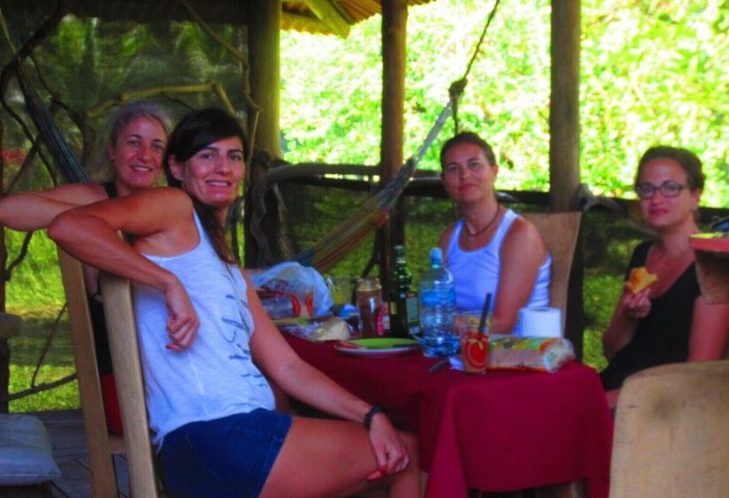 هتل Casa Pequeña