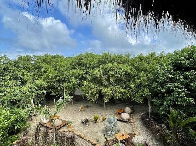 هتل Ecoxata  Adults Only