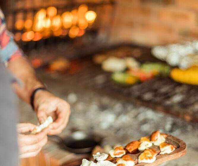 هتل Estancia Anastasio By Folk