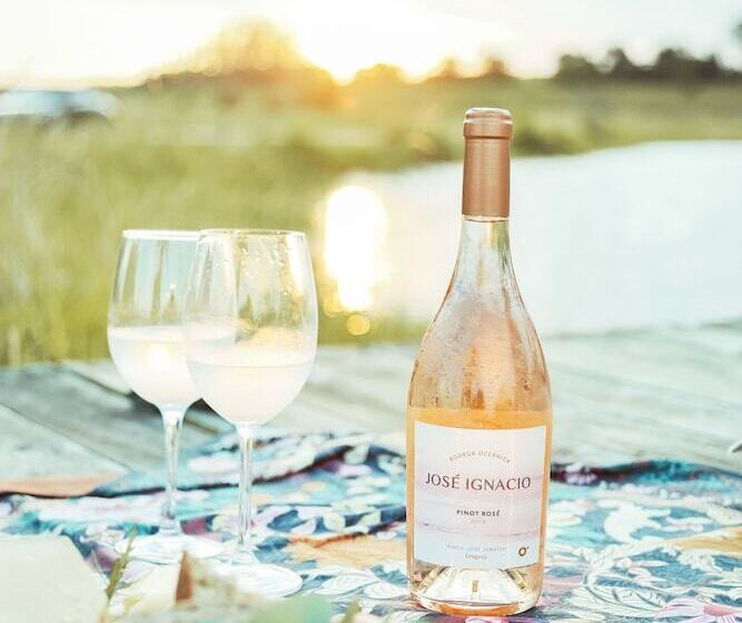 هتل Estancia Anastasio By Folk