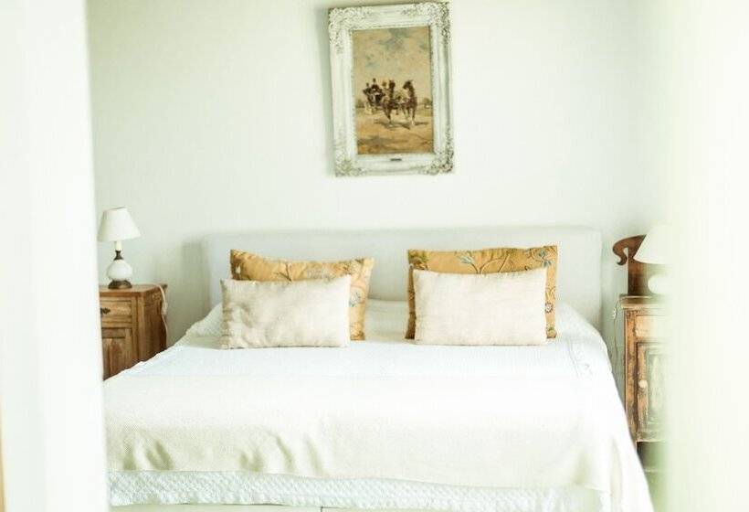 هتل Estancia Anastasio By Folk