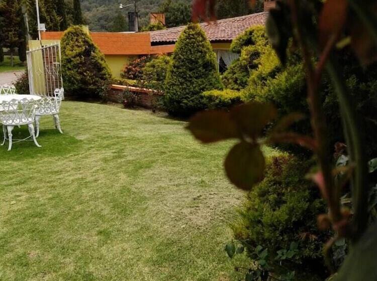 فندق Estancia Campestre   7 Robles