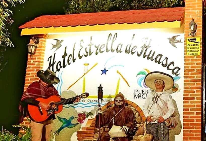 فندق Estrella De Huasca