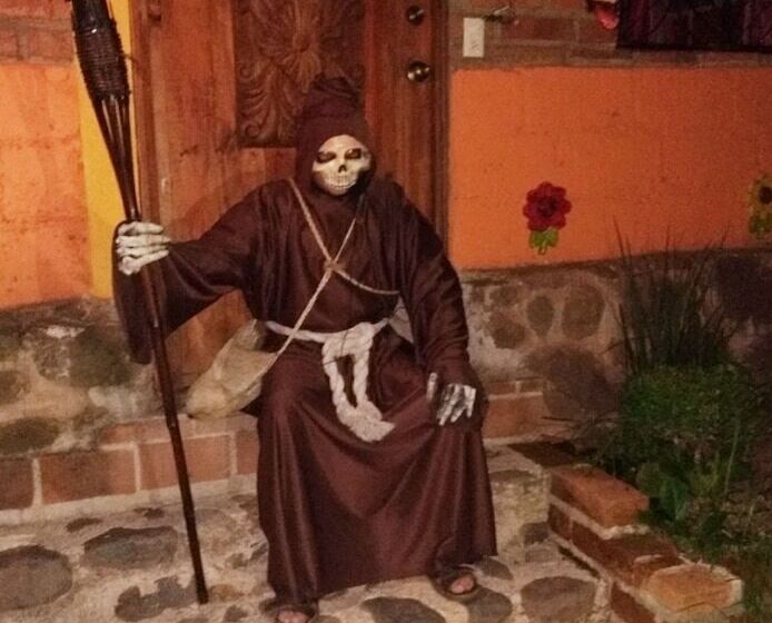 فندق Estrella De Huasca