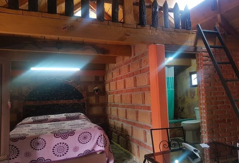 فندق Estrella De Huasca