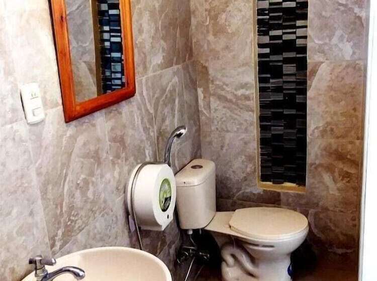 Отель Europa Av Americas 1 Paseo 14 Ne