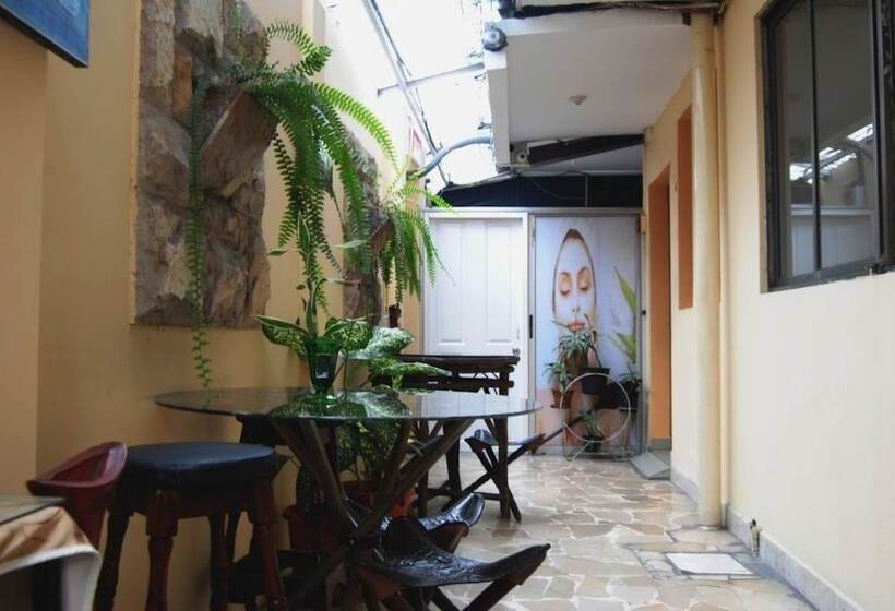 Отель Europa Av Americas 1 Paseo 14 Ne