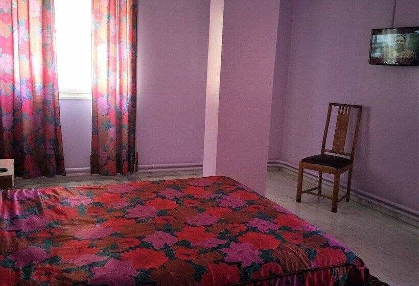 בית מלון כפרי Fajr