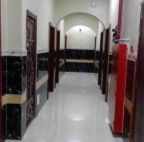 هتل Five Continents