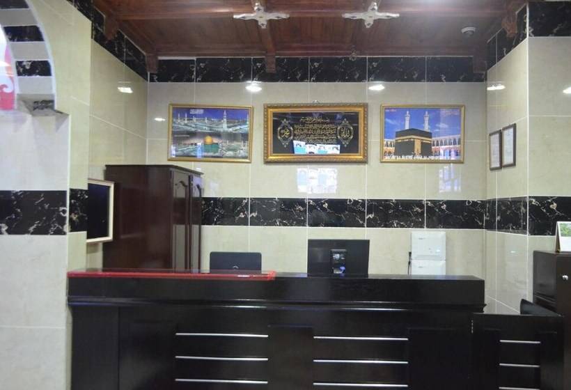 هتل Five Continents