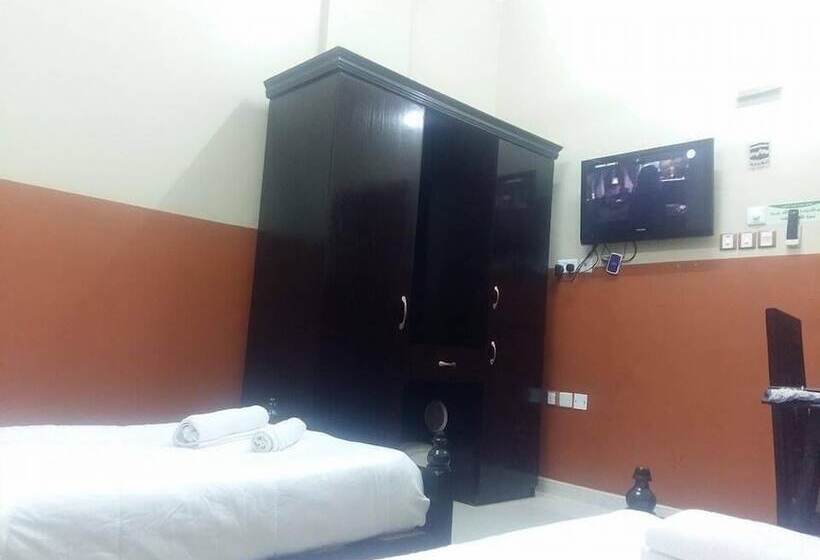 هتل Five Continents