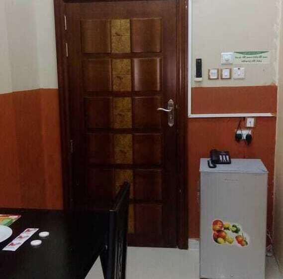 هتل Five Continents