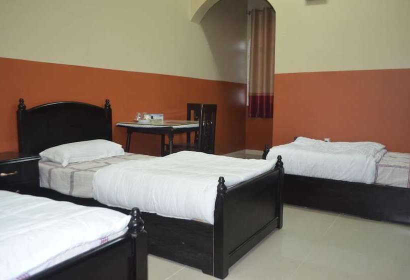 هتل Five Continents