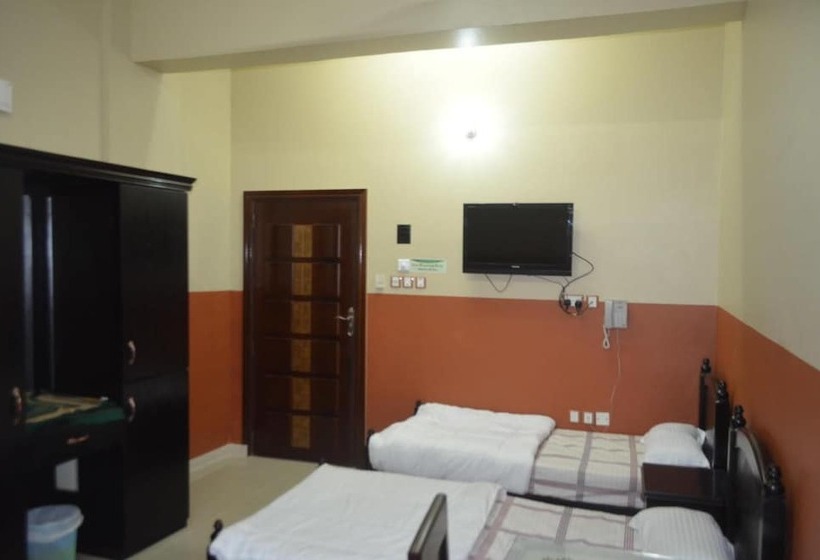 هتل Five Continents