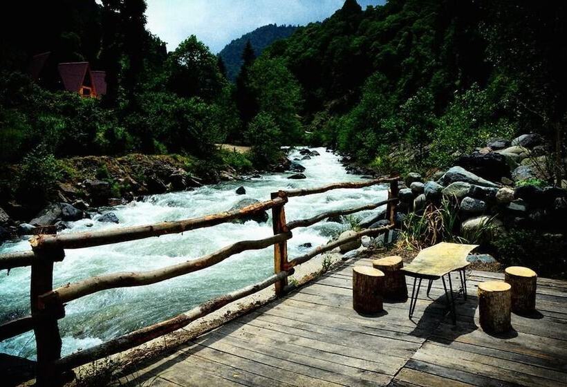 ホテル Foga Bungalov