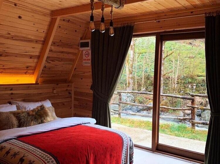 فندق Foga Bungalov