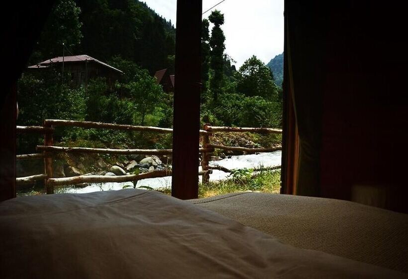 فندق Foga Bungalov