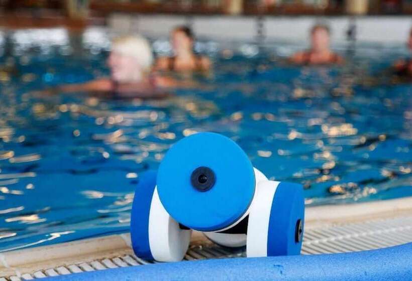 Отель Fröjel Resort & Spa