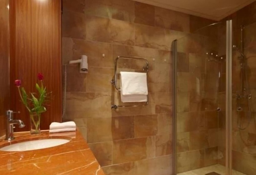 Отель Fröjel Resort & Spa