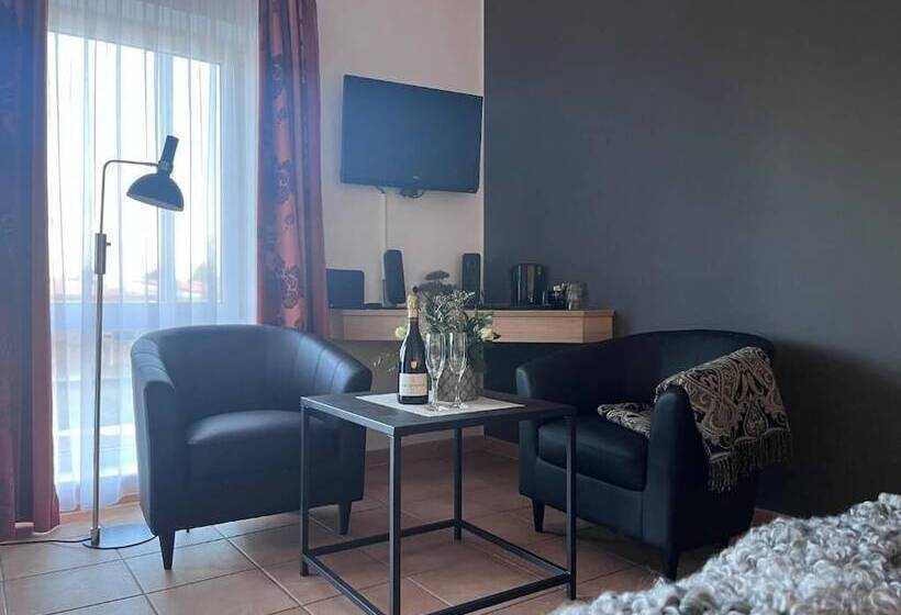 Отель Fröjel Resort & Spa