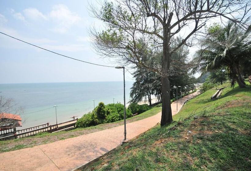 Green Town Hotel & Resort   Port Dickson