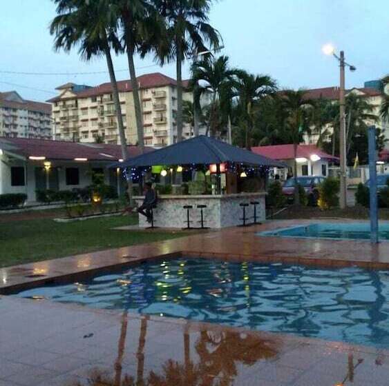 Green Town Hotel & Resort   Port Dickson