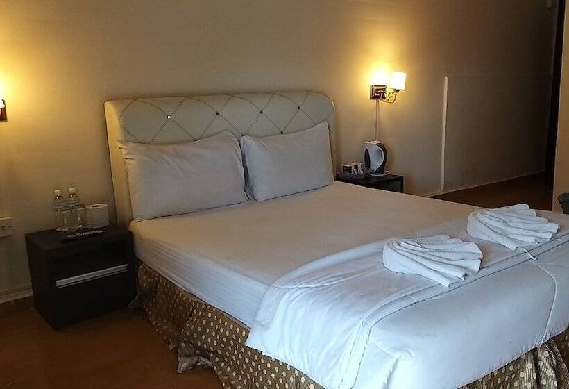 Green Town Hotel & Resort   Port Dickson