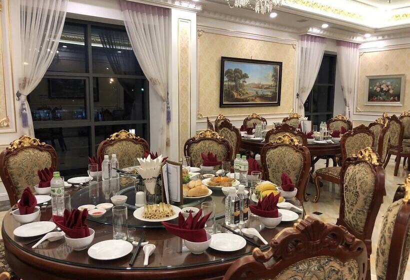 هتل Hoang Nham Luxury