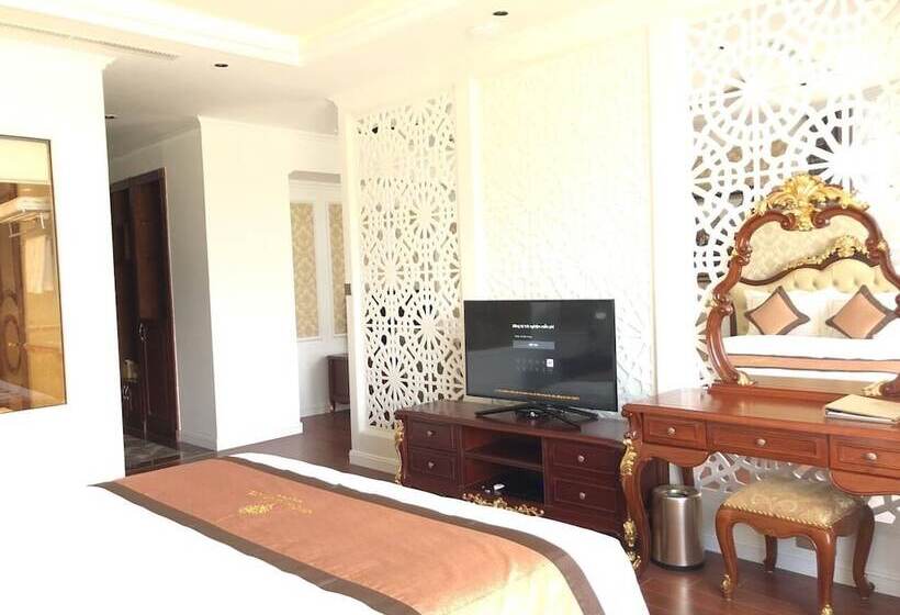 هتل Hoang Nham Luxury