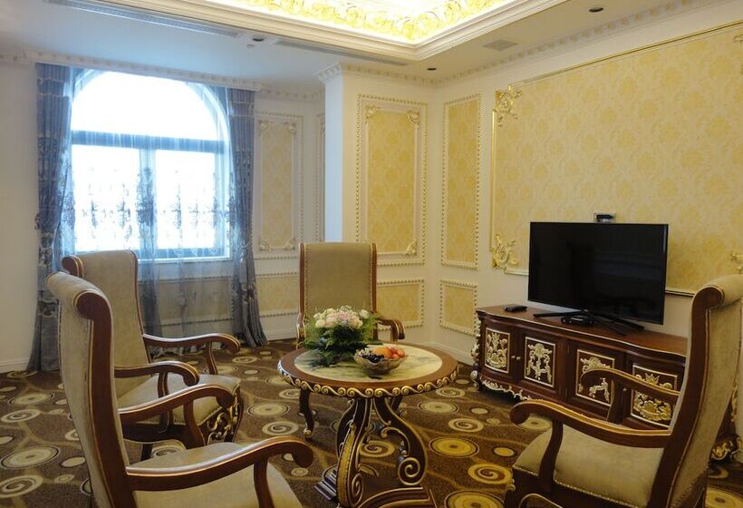 هتل Hoang Nham Luxury