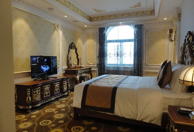 هتل Hoang Nham Luxury