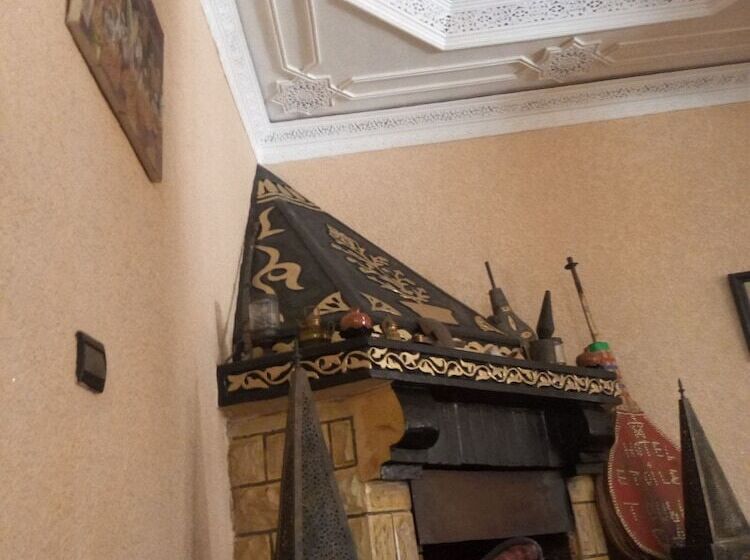 호텔 Hôtel Restaurant Les Etoiles Du Toubkal