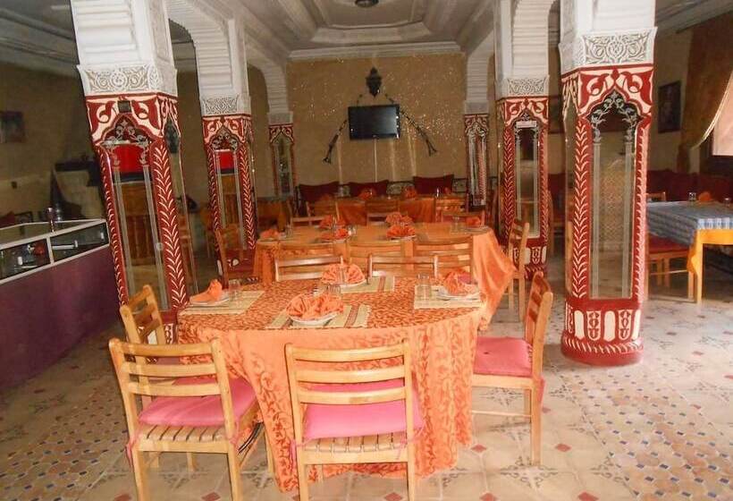 호텔 Hôtel Restaurant Les Etoiles Du Toubkal
