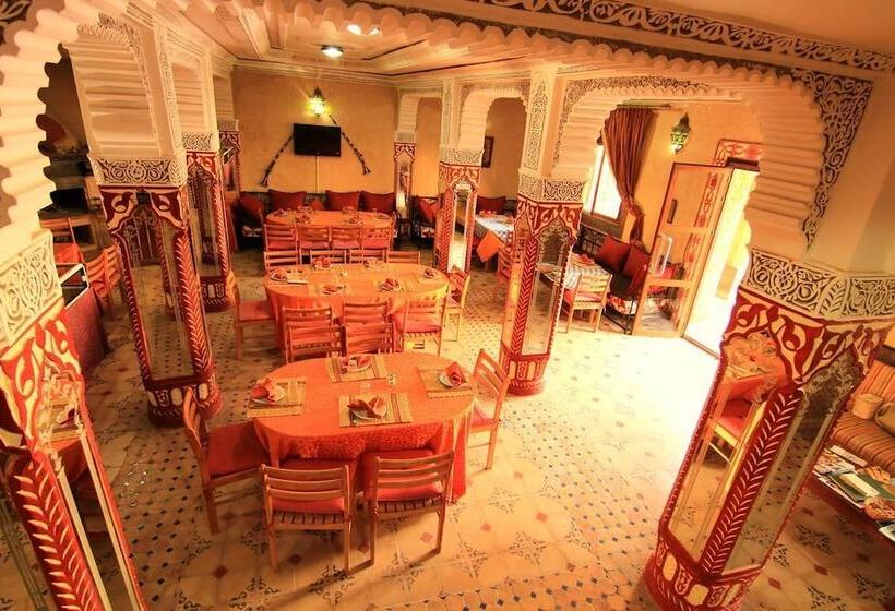 호텔 Hôtel Restaurant Les Etoiles Du Toubkal