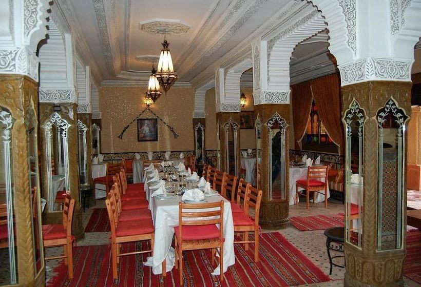 호텔 Hôtel Restaurant Les Etoiles Du Toubkal