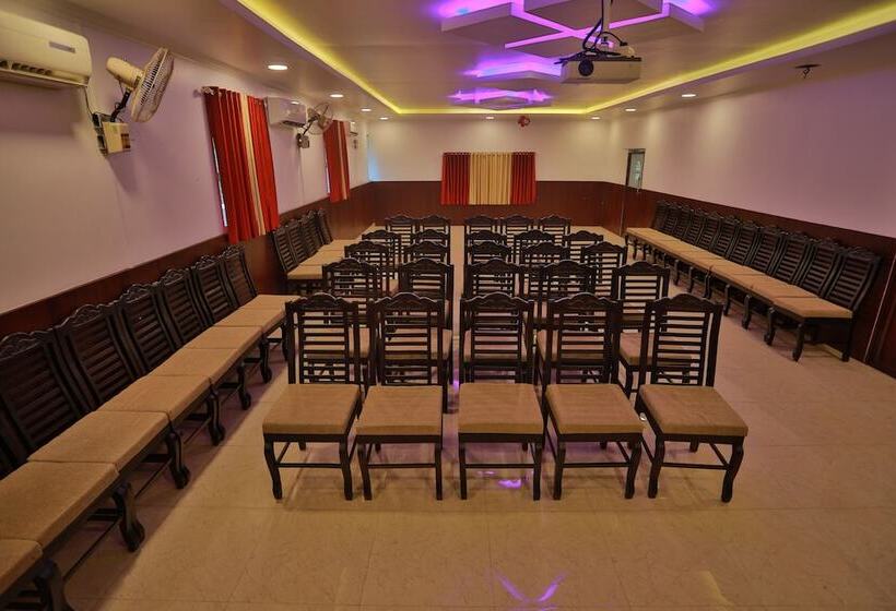 בית מלון כפרי Hydel Palace