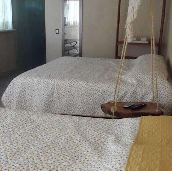 בית מלון כפרי Iguana Rana Cabins Bacalar