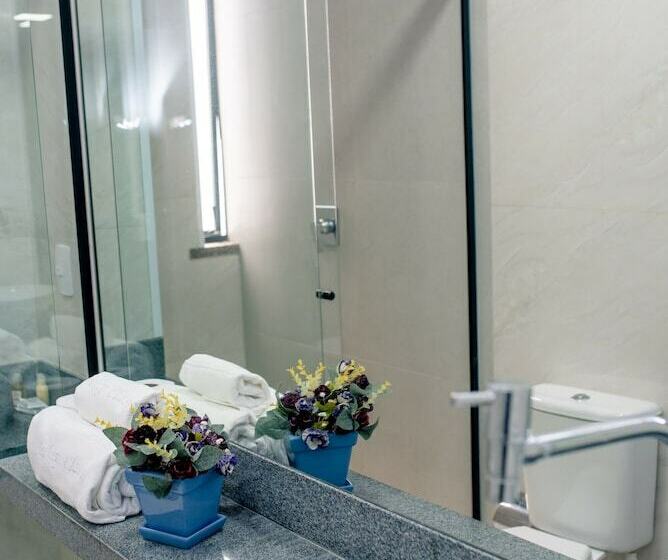 Отель Jockey Class