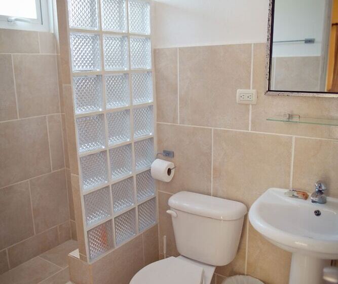 בית מלון כפרי Kite Beach Inn