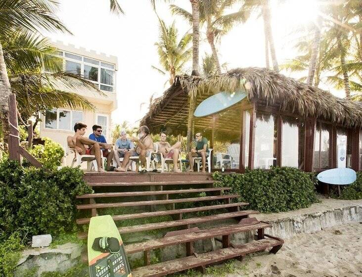 בית מלון כפרי Kite Beach Inn