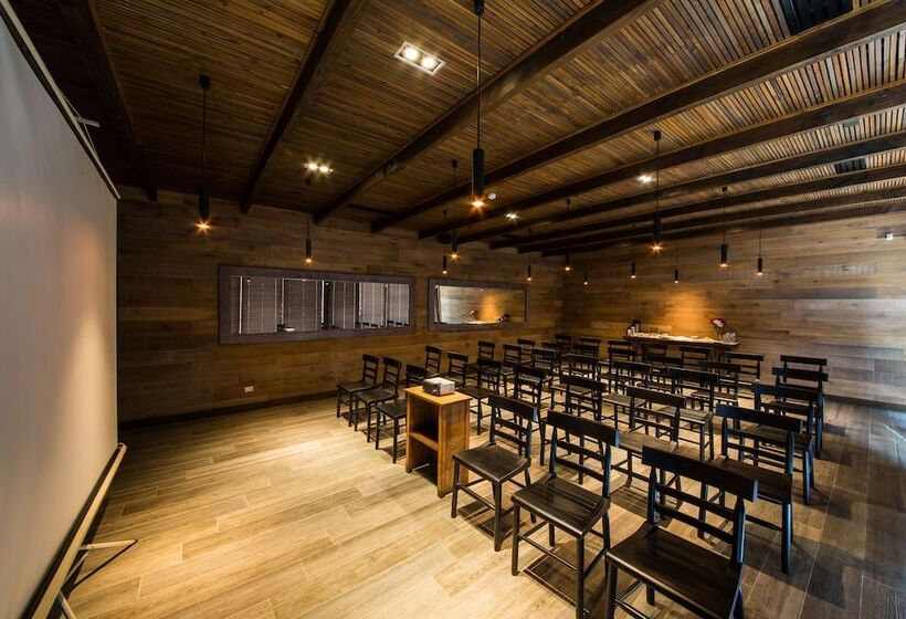 ホテル La Casona At Matetic Vineyards