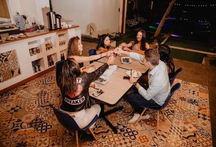 فندق Las Hamacas