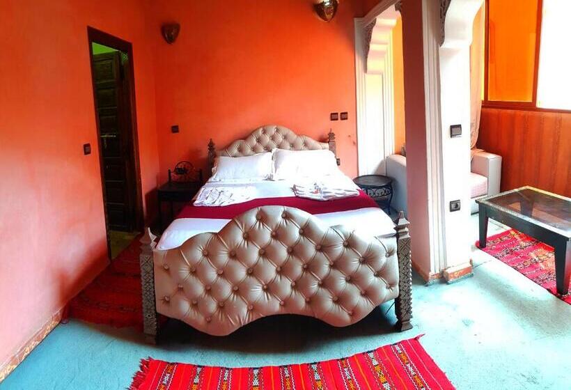 호텔 Hôtel Restaurant Les Etoiles Du Toubkal