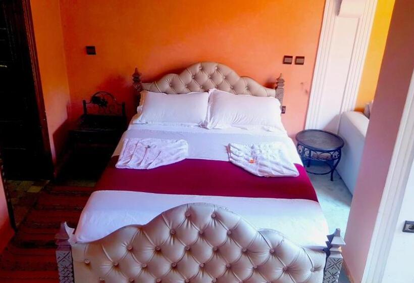 호텔 Hôtel Restaurant Les Etoiles Du Toubkal