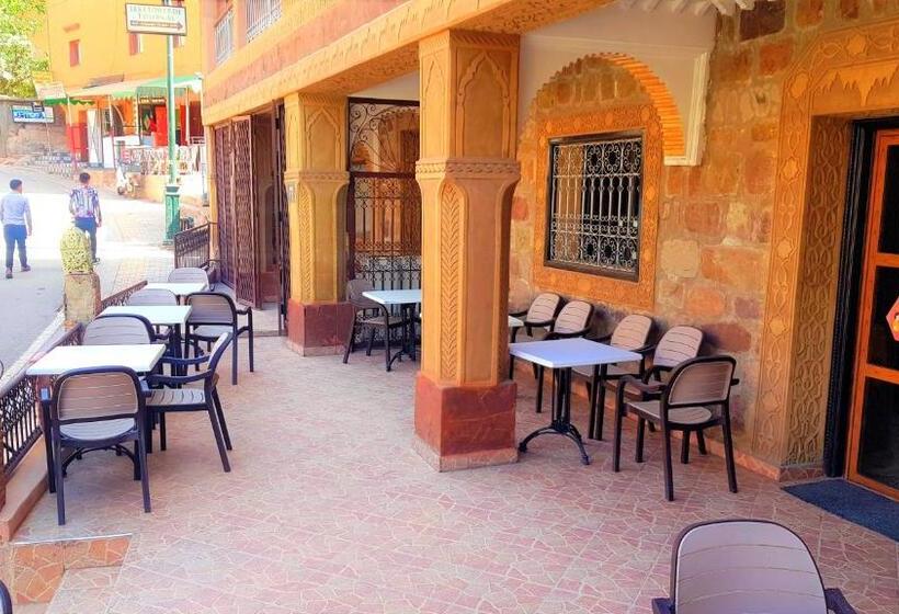 호텔 Hôtel Restaurant Les Etoiles Du Toubkal