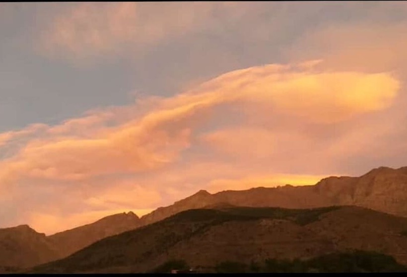 호텔 Hôtel Restaurant Les Etoiles Du Toubkal