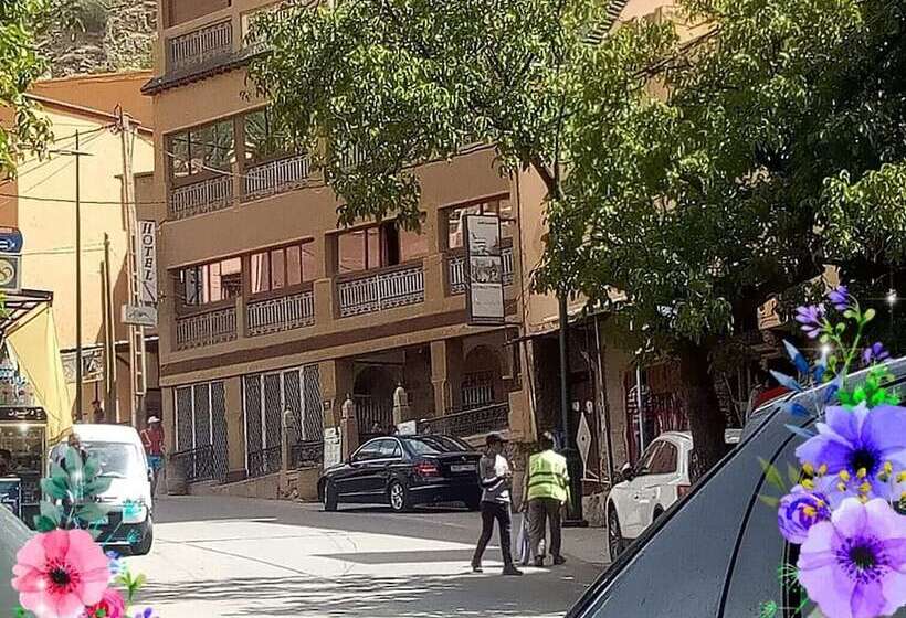 هتل Hôtel Restaurant Les Etoiles Du Toubkal