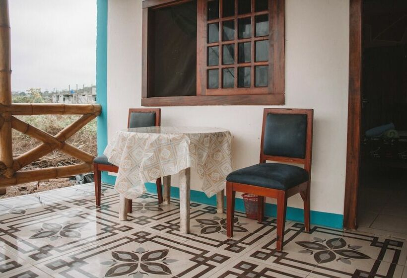 فندق Montañita Chill Out House